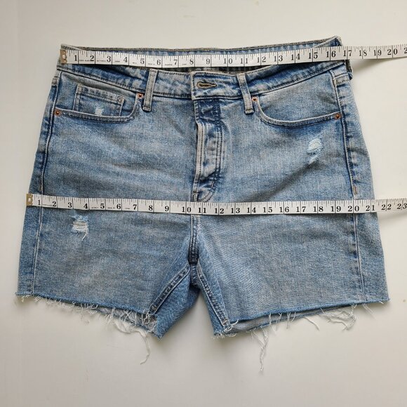 Women's Old Navy Cutoff Denim Shorts 14 OG Straight Jean Smoothing Pockets - Picture 7 of 9